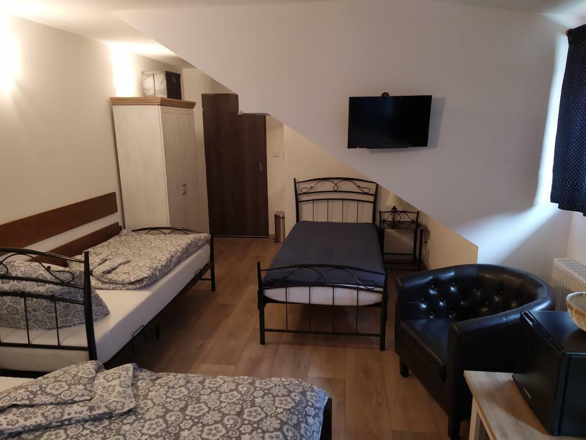 Penzion A Restaurace U Kalendu Strážnice 외부 사진