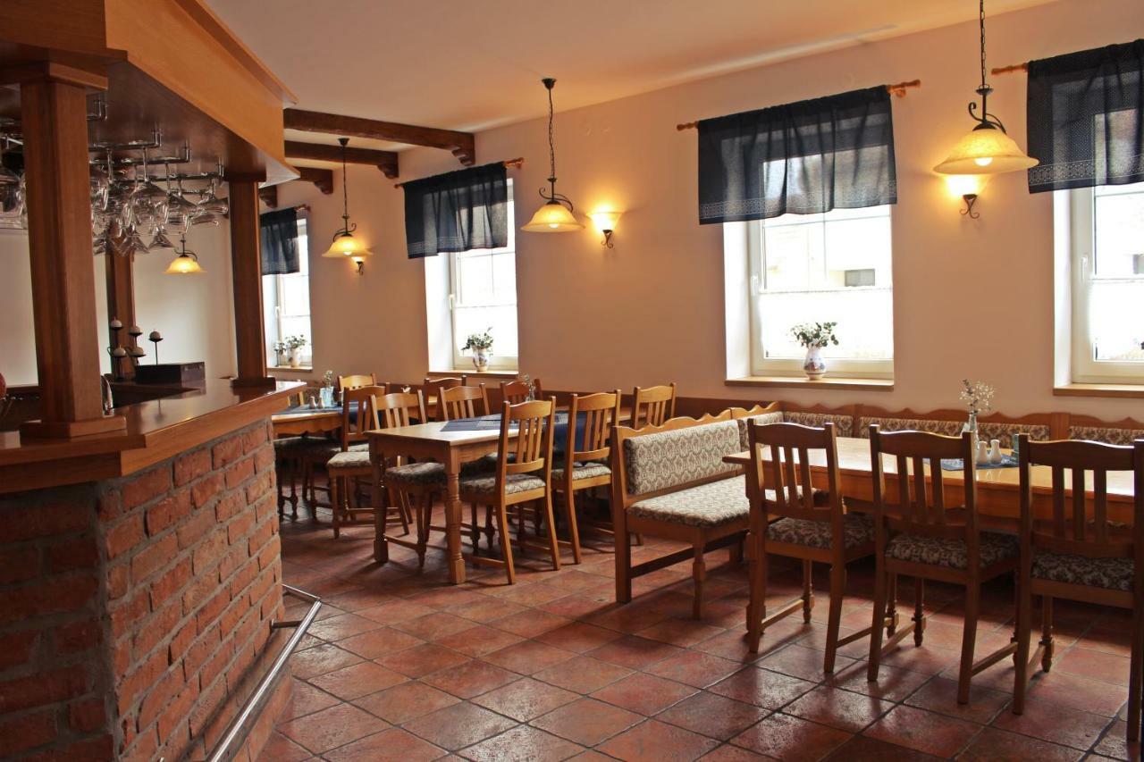 Penzion A Restaurace U Kalendu Strážnice 외부 사진
